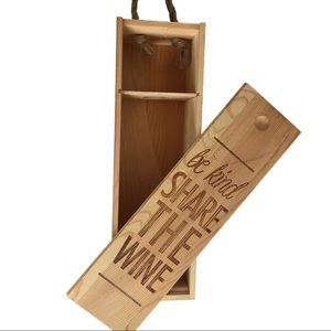 WOODEN WINE GIFT BOX